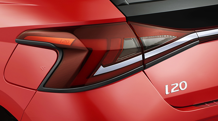 TAIL LAMP GARNISH-BLACK